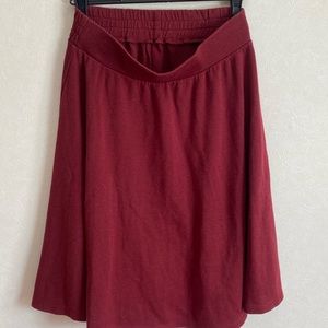 EARTH Boutique women's skirt in Bordeaux